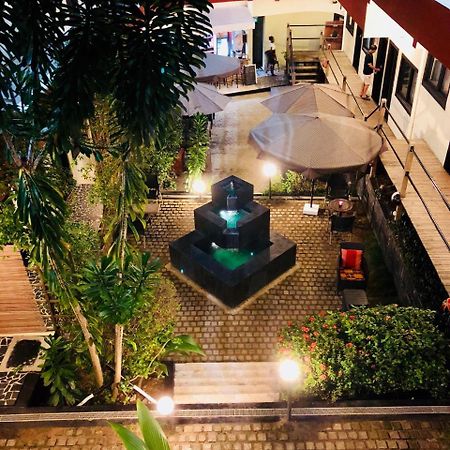 Detente Hotel أبيدجان المظهر الخارجي الصورة