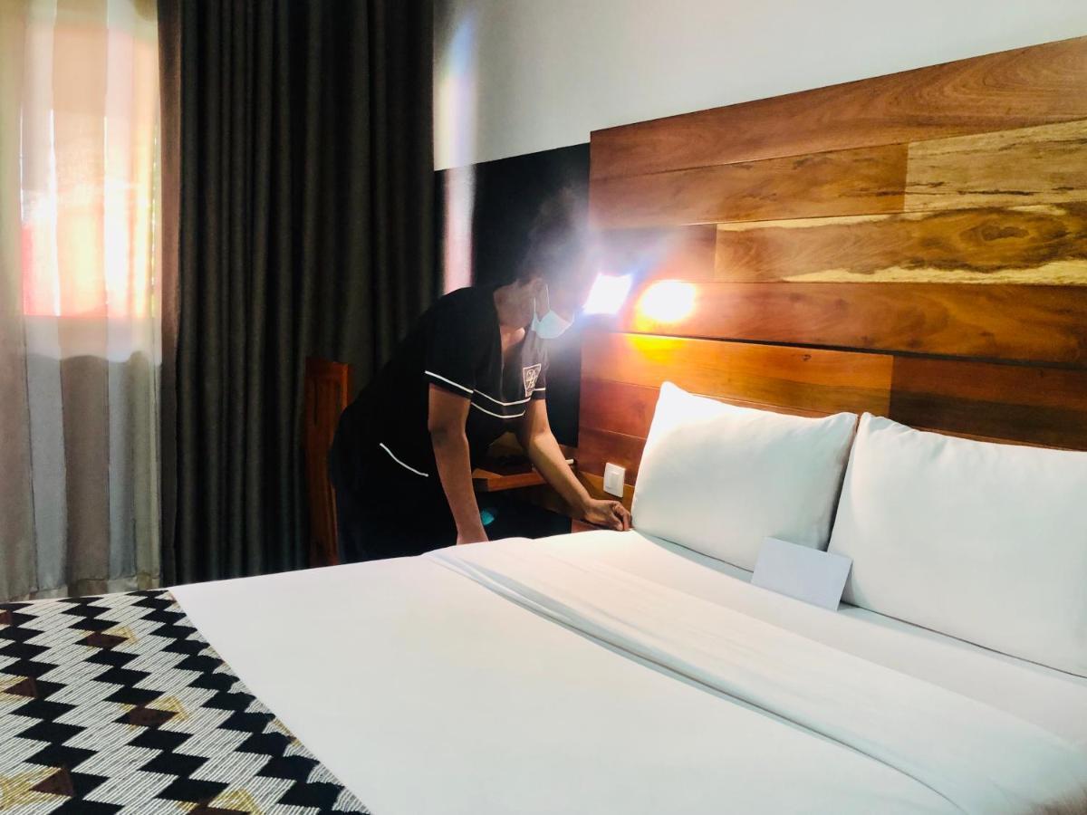 Detente Hotel أبيدجان المظهر الخارجي الصورة