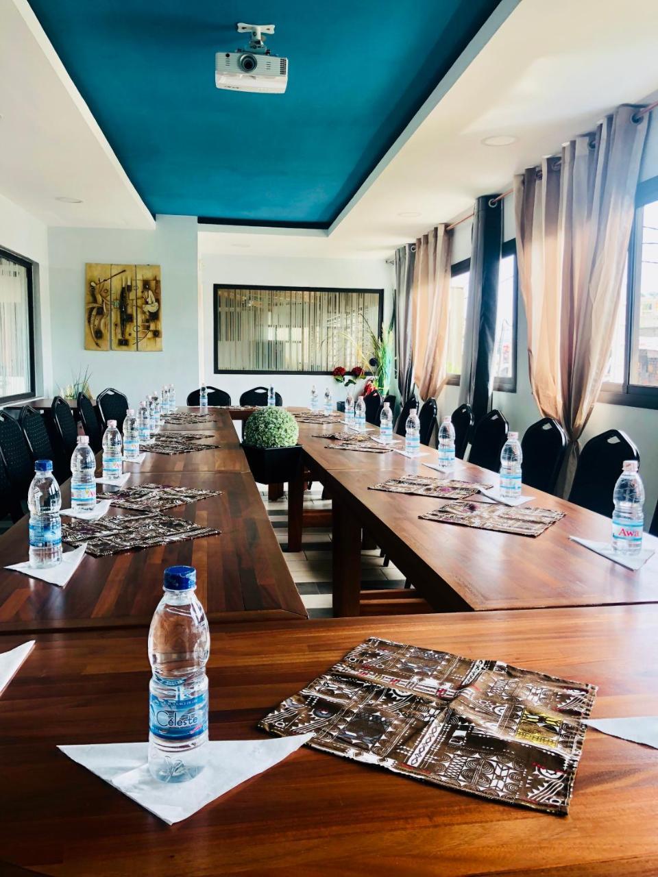 Detente Hotel أبيدجان المظهر الخارجي الصورة