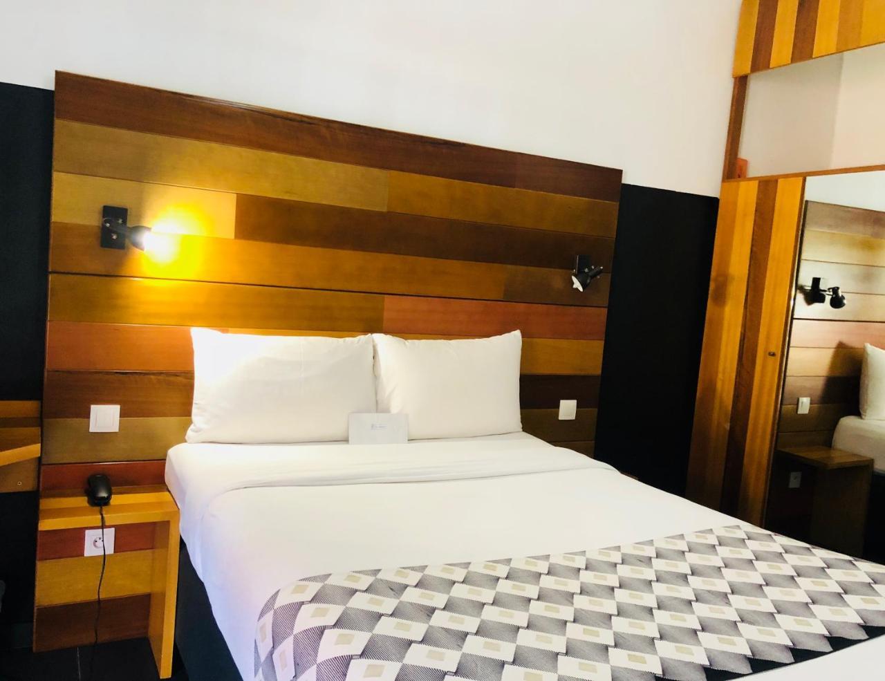 Detente Hotel أبيدجان المظهر الخارجي الصورة