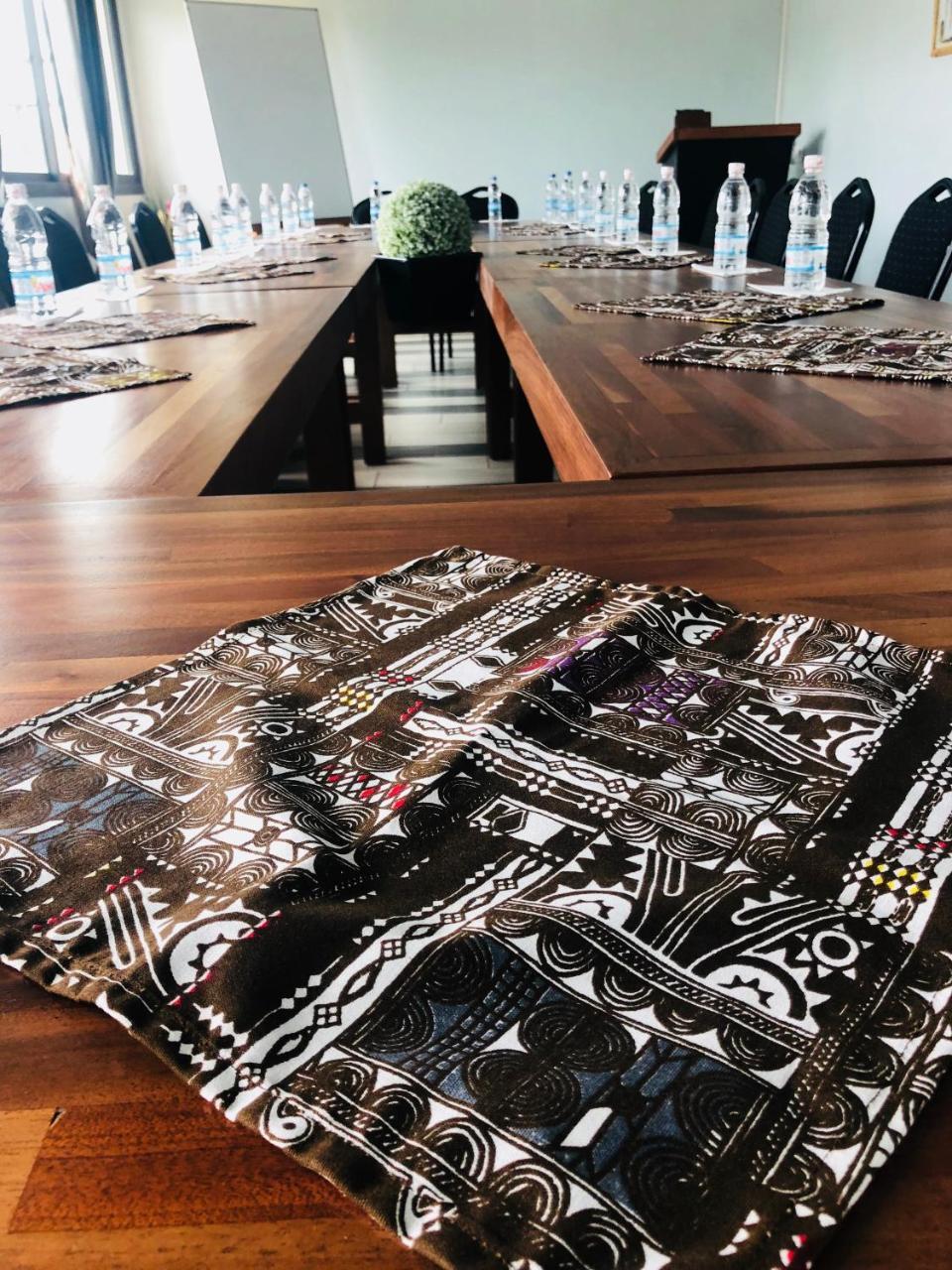 Detente Hotel أبيدجان المظهر الخارجي الصورة