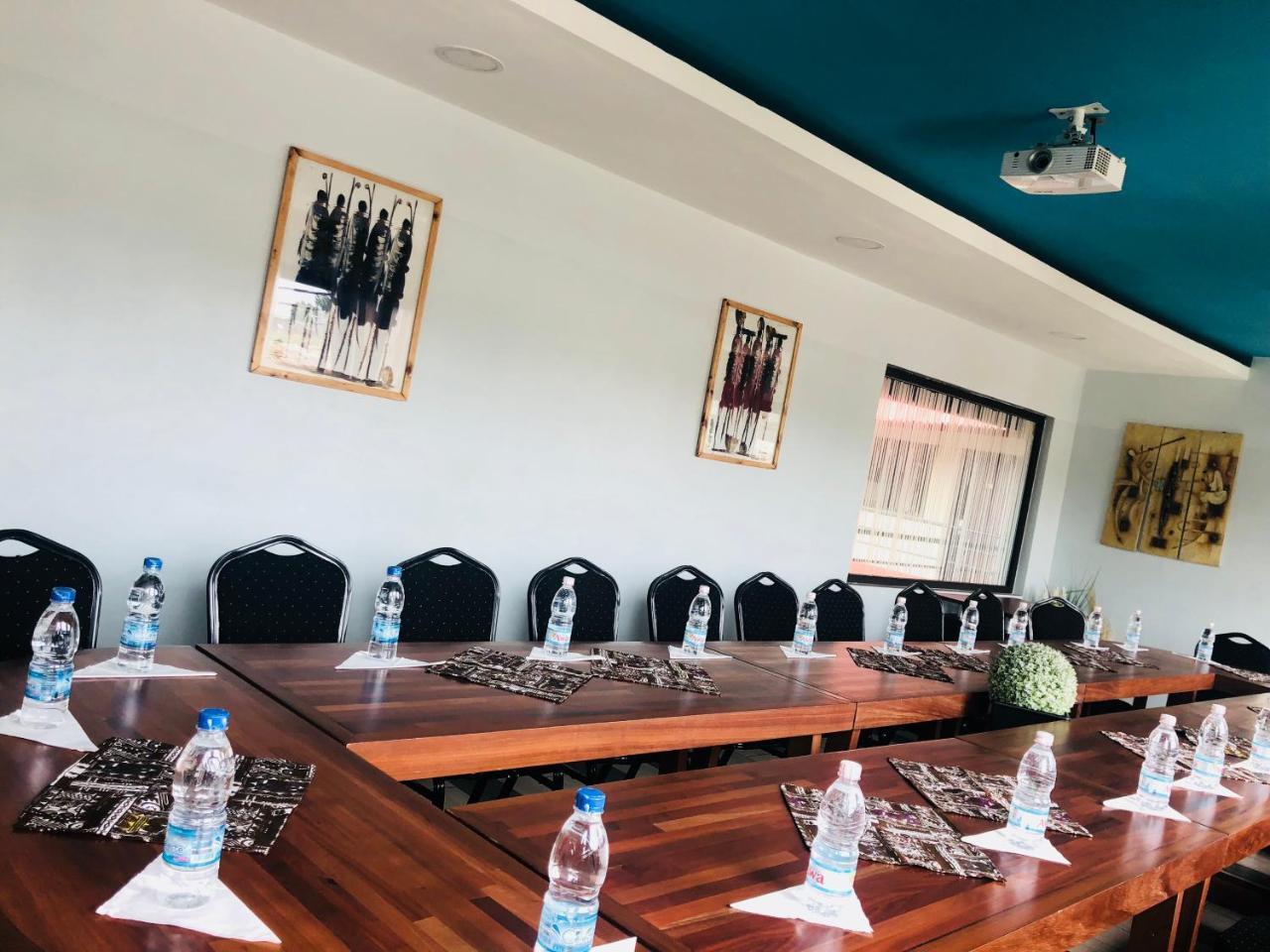Detente Hotel أبيدجان المظهر الخارجي الصورة